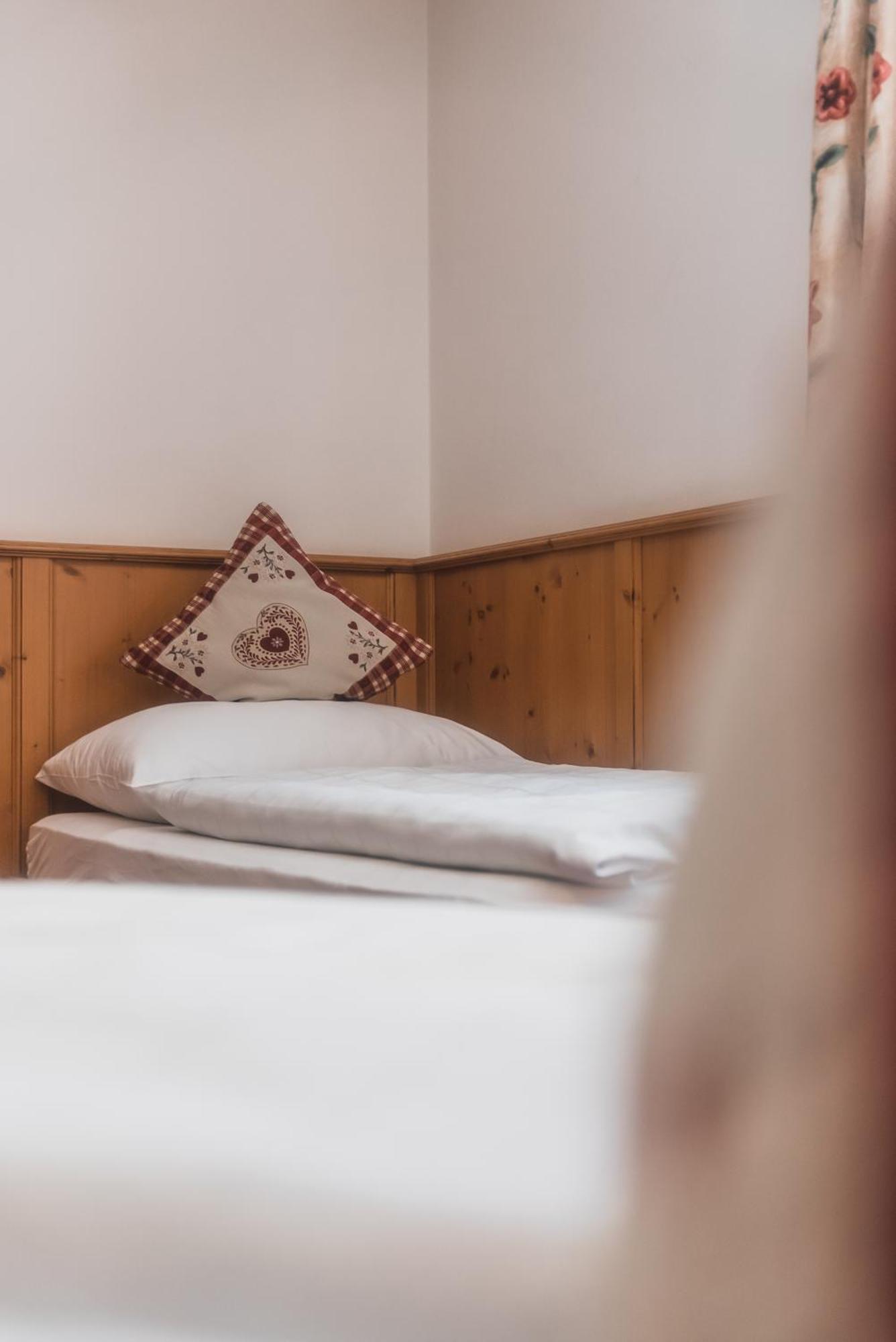 Hotel Villa Waldheim 圣坎迪朵 客房 照片